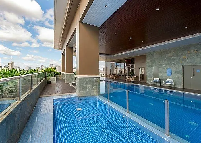 호텔 Citadines Roces Quezon