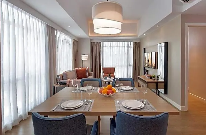 Citadines Roces Quezon 호텔 4*