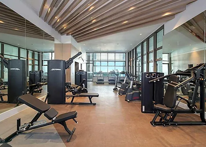 Citadines Roces Quezon 4*