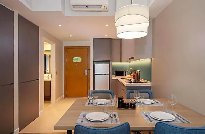 호텔 Citadines Roces Quezon