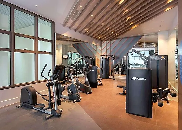 Citadines Roces Quezon 4*